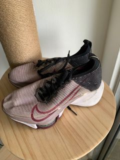 (Category: ) located in . Submitted by kicksbyyao (Listing ID 1407013425, Image 1). Description: .