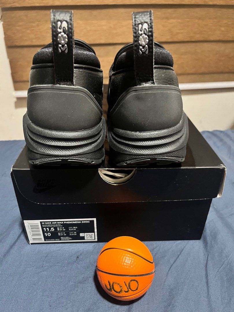NIKE LOAFERS (Category: Casual Shoes) located in Quezon City. Submitted by authenkicks (Listing ID 1407105325, Image 3). Description: NIKE LOAFERS Nike Air Max Phenomena Authentic 💯 Complete w/box and SNKRS e-receipt Size 11.5womens/10 mens Fitted .