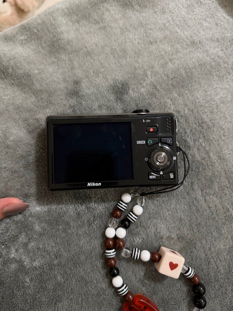 Nikon COOLPIX S6000 Digital Camera | digicam (Category: Cameras) located in Quezon City. Submitted by grwme (Listing ID 1407179783, Image 3). Description: ★ wts ★ NIKON Coolpix S6000 ❗️Read❗️ - message to avail - total + sf - MOP: GCASH / BDO - MOD: sdd (lalamove / grab), ggx - meetup: espanya / cubao only - dm for sample pics - no returns Features: ~ 14.2 mp ~ All functions working (V zoom, flash, buttons) ~ 8.5/10 Condition ~ Shooting modes: Sc