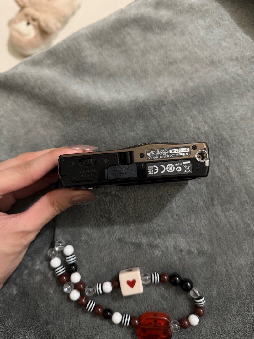 Nikon COOLPIX S6000 Digital Camera | digicam (Category: Cameras) located in Quezon City. Submitted by grwme (Listing ID 1407179783, Image 2). Description: ★ wts ★ NIKON Coolpix S6000 ❗️Read❗️ - message to avail - total + sf - MOP: GCASH / BDO - MOD: sdd (lalamove / grab), ggx - meetup: espanya / cubao only - dm for sample pics - no returns Features: ~ 14.2 mp ~ All functions working (V zoom, flash, buttons) ~ 8.5/10 Condition ~ Shooting modes: Sc
