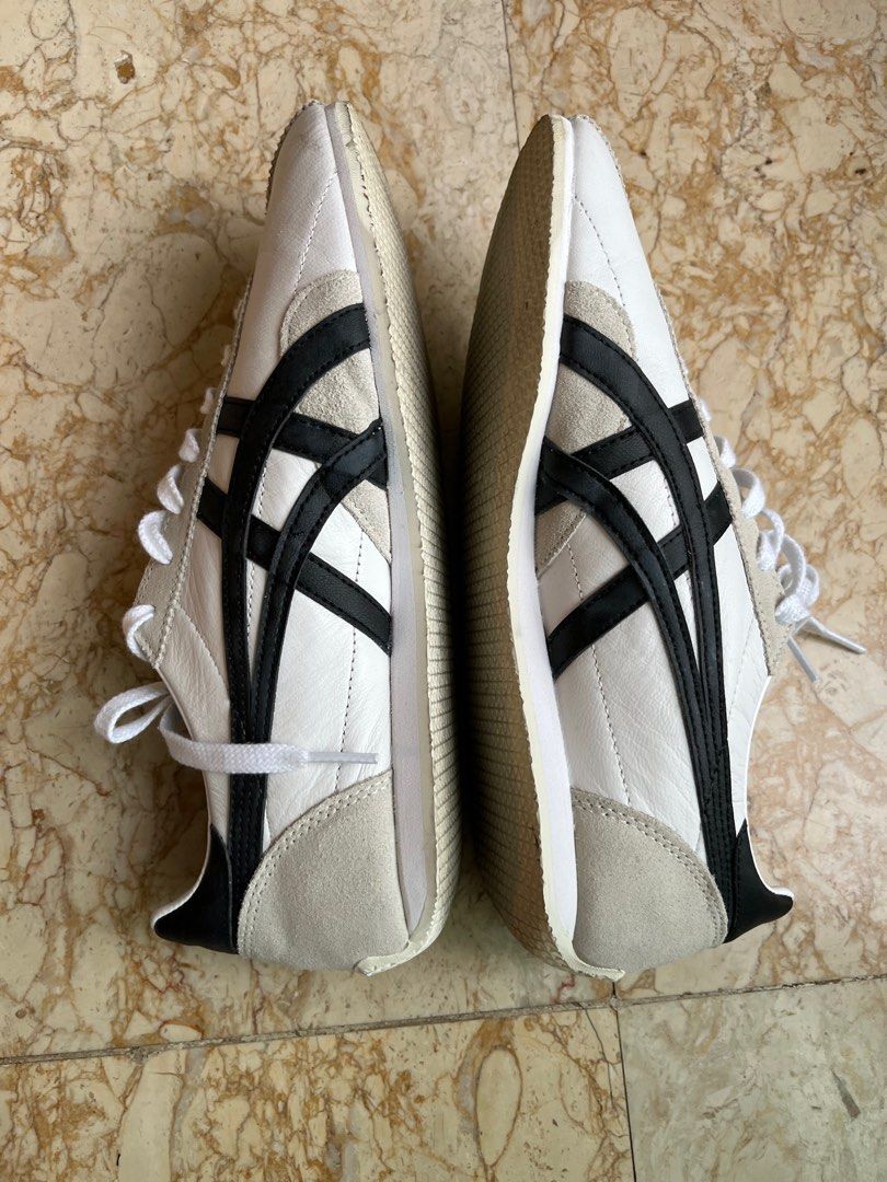 Onitsuka Tiger Mexico 66 Sneakers - White/Black (Category: Sneakers) located in Singapore. Submitted by tranqmi (Listing ID 1407105084, Image 1). Description: Missus as a present, worn once, doesn’t fit me. - Onitsuka Tiger Mexico 66 sneakers - White with black stripes - Suede toe cap and heel counter - Includes original laces.