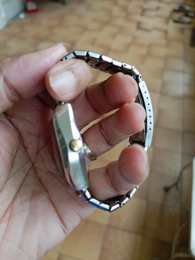 Rare vintage Rado automatic watch (Category: Luxury Watches) located in Paranaque City. Submitted by timeforus (Listing ID 1407047869, Image 2). Description: good working condition. issue: dirty or patina dial.