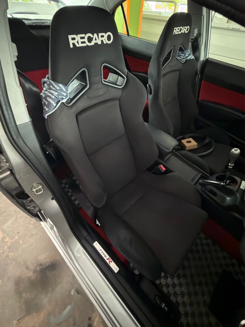 Recaro SR-7 KK100 Sport Seat - Kamui Red x Kamui Red
