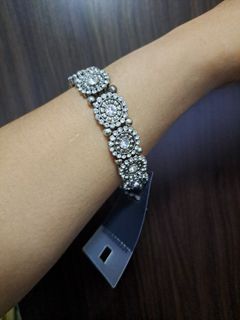(Category: ) located in . Submitted by meejhay (Listing ID 1407103316, Image 1). Description: .