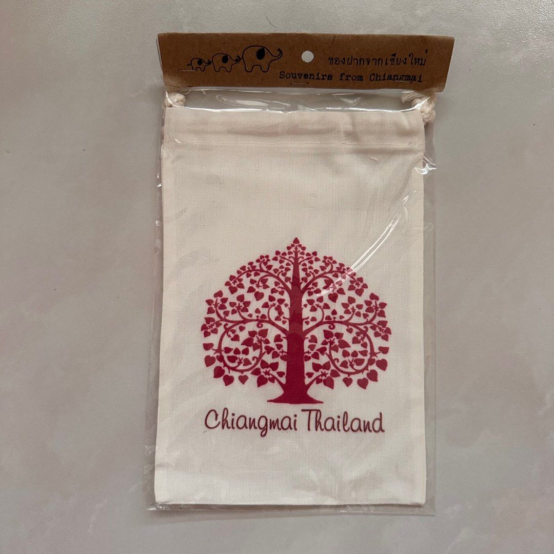 Small drawstring pouch (Category: Purses & Pouches) located in Singapore. Submitted by happyshopping_16 (Listing ID 1407032621, Image 1). Description: - tracked mail: additional $2.50.