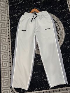 (Category: ) located in . Submitted by find2buy_ (Listing ID 1407173942, Image 1). Description: .