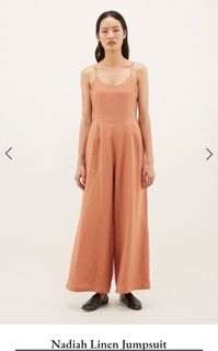 (Category: ) located in . Submitted by uk8clothes.lit.theory (Listing ID 1407037757, Image 1). Description: .