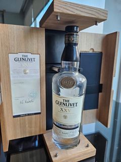 Glenlivet XXV 25 Year Old, Oloroso Sherry Cask, 43% whisky bottle