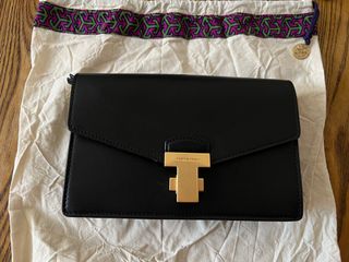 （分類：）位於 。 由 abbyfung 提交（商品編號 1407013578，圖片 1）。簡介： 。