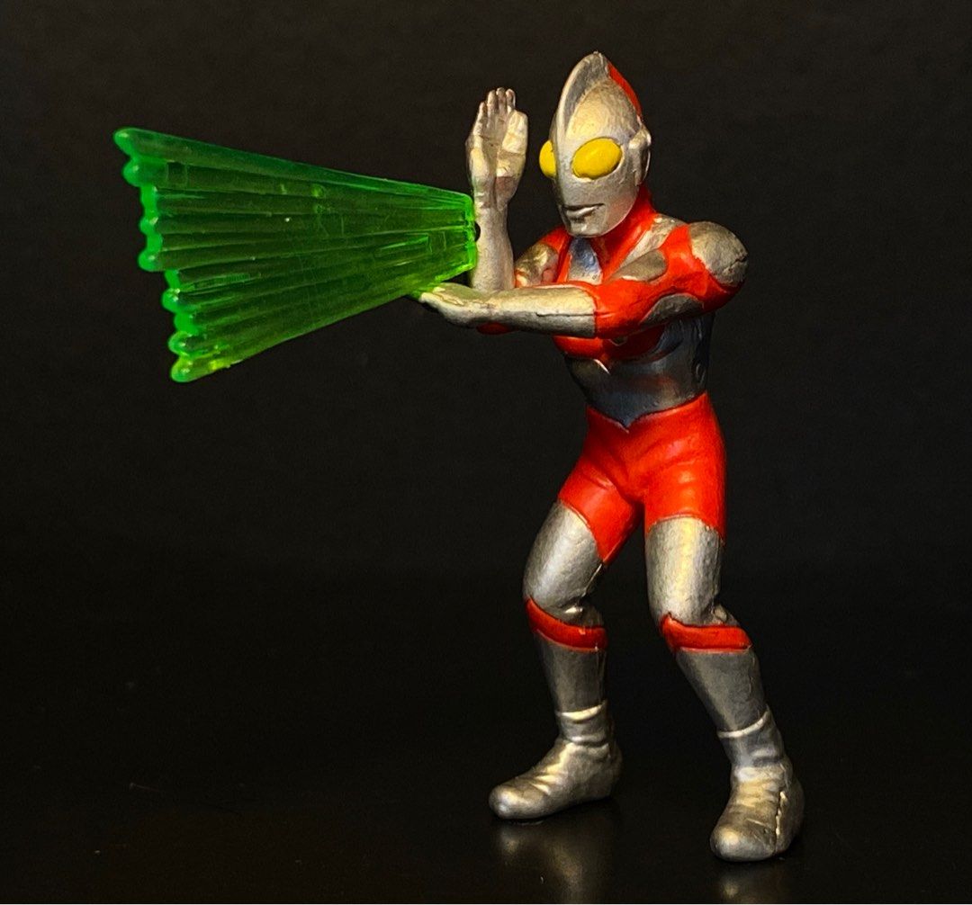 Ultraman Action Figure with Energy Blast (Category: Figurines & Statues) located in Agoo. Submitted by collect12 (Listing ID 1407146811, Image 1). Description: .