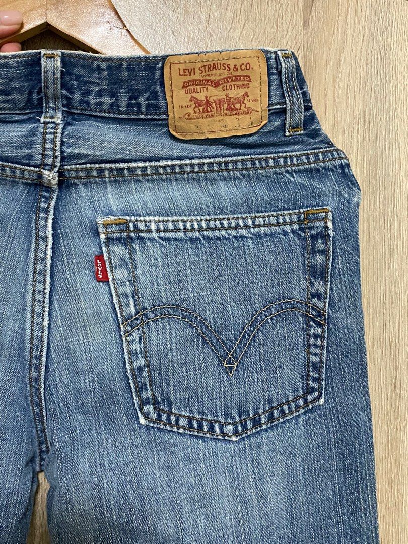 Vintage Levi's 527 Boot Cut Jeans (Category: Jeans) located in Santa Rosa. Submitted by finderskeepers.lgn (Listing ID 1407121696, Image 2). Description: - the most beautiful fitting Levi's 527 Boot Cut jeans!!! Swear I gained weight ok😭 - perf as midwaist or low waist🥺💖 makes ur 🍑 big - Classic blue wash - Size: 16 Regular - Inseam: 28x28 - Button closure - Made in Cambodia .