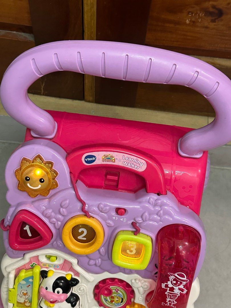 VTech Sit-to-Stand Learning Walker (Category: Infant Playtime) located in Manila. Submitted by arvia22 (Listing ID 1407086436, Image 2). Description: .