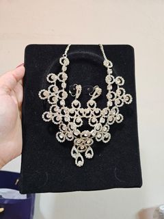 (Category: ) located in . Submitted by aloha_melody (Listing ID 1407168606, Image 1). Description: .