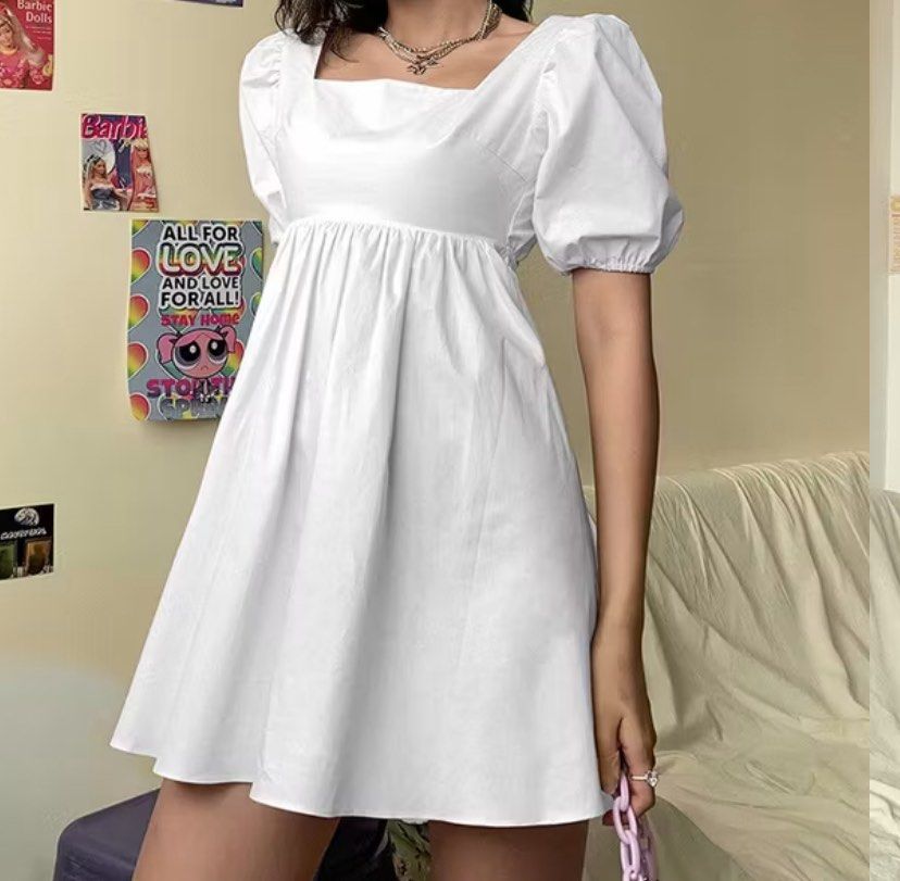 White Puff Sleeve Backless Dress (Category: Dresses) located in Navotas City. Submitted by PATTY (Listing ID 1407182589, Image 1). Description: Used Once! Freesize Mop: Gcash Mod: GGX, Flash Express, Lalamove, LBC.