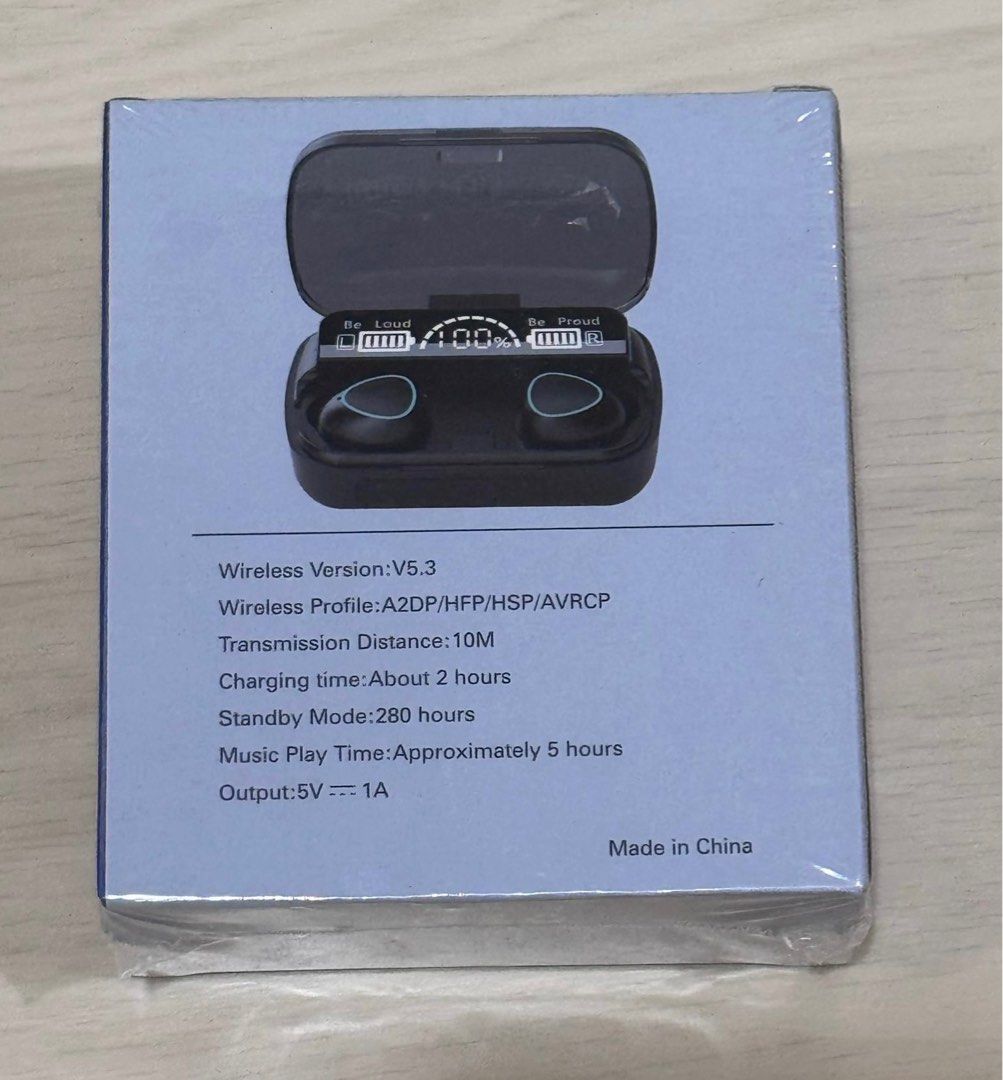 Wireless Headset (Category: Headphones & Headsets) located in Bayan Lepas. Submitted by ocshing89 (Listing ID 1407095926, Image 2). Description: Wireless version : V5.3 Charging time :About 2hours Standby mode: 280 hours Music play time: Approximately 5 hours.