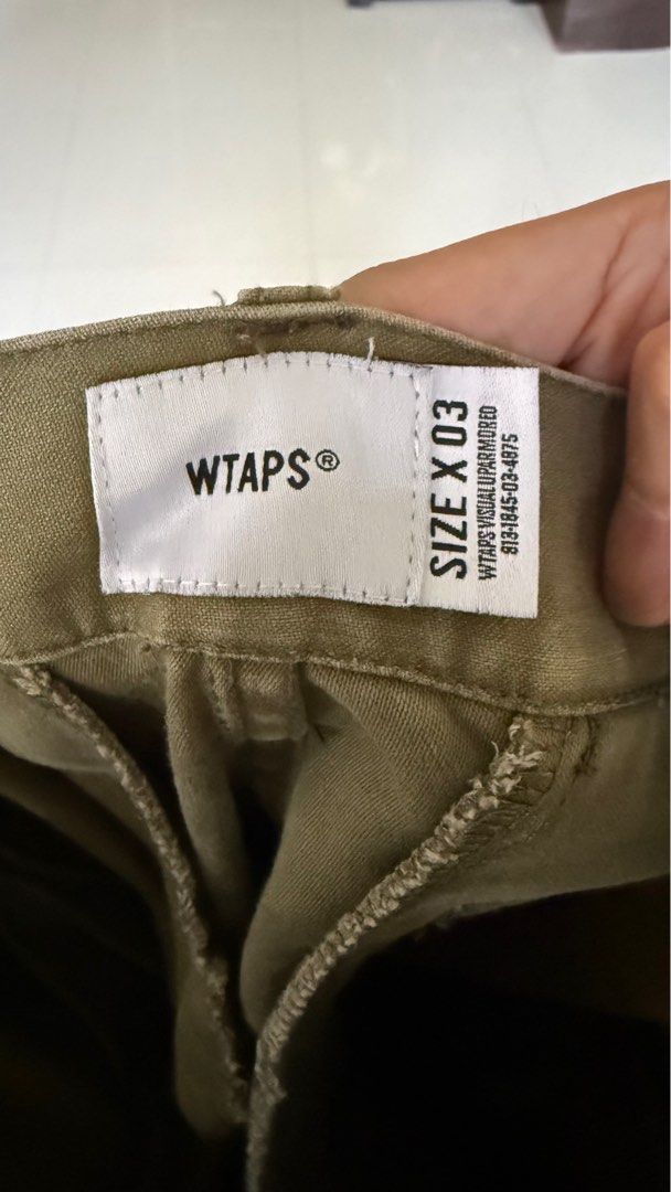 WTAPS Cargo Pants Olive Green (Category: Trousers) located in San Pedro. Submitted by chestert121021 (Listing ID 1407019812, Image 3). Description: Wtaps Olive Cargo Pants Dimension: Size on tag 03 Waist 18inch Inseam 26inch Outseam 38inch Leg opening 9inch adjustable Rfs: Declutterring.