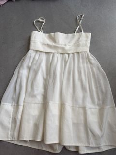 (Category: ) located in . Submitted by the.atelier (Listing ID 1407094250, Image 1). Description: .