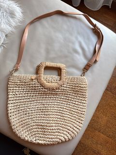 (Category: ) located in . Submitted by thrifty.hunter (Listing ID 1407098227, Image 1). Description: .