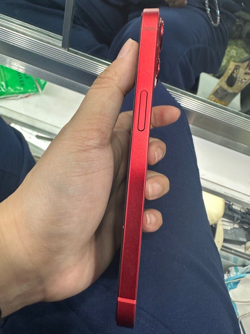 13 256GB FACTORY UNLOCKED (Category: iPhone 13 Series) located in Manila. Submitted by aaaa2527 (Listing ID 1402222276, Image 3). Description: SALE SALE SALE!! 13 256GB FACTORY UNLOCKED 💯 ORIGINAL 💯 NOT REFURBISHED COMES WITH: CHARGER AND UNIT ITSELF FREEBIES: case and tempered glass .