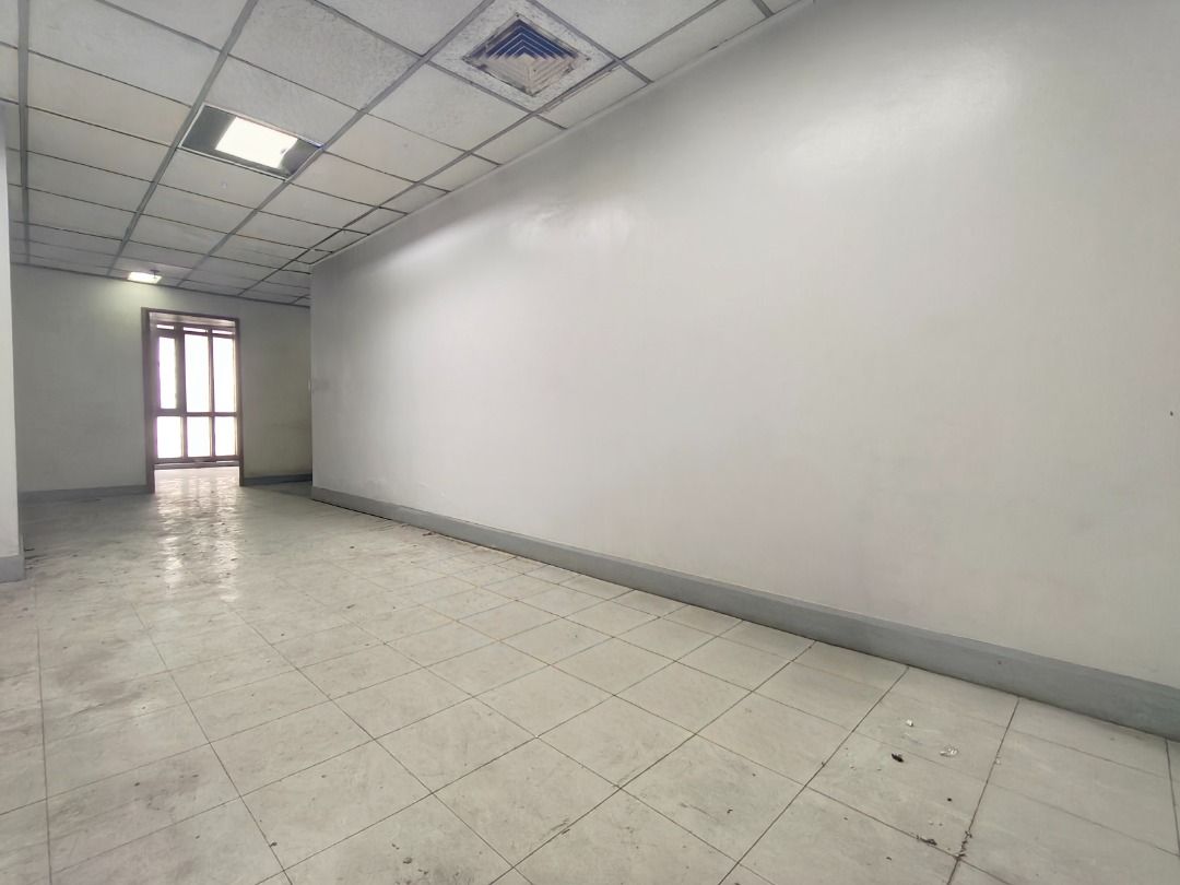 35 sqm office space in Binondo Manila P23k only for rent, Property ...