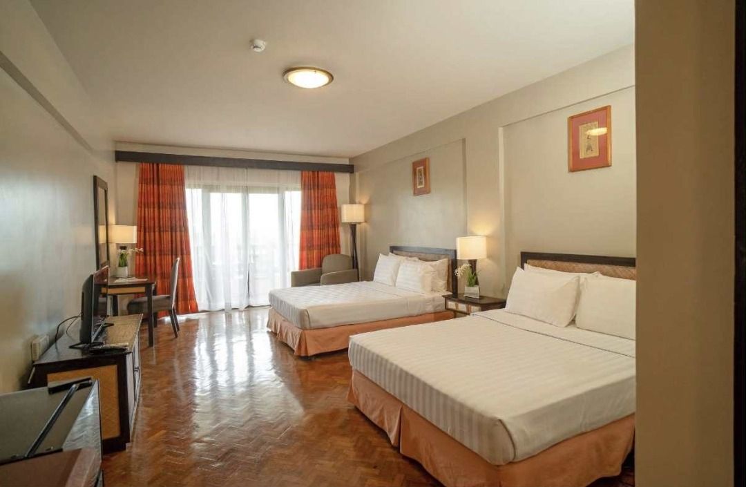 Alta Vista de Boracay - Loft Suite Condo (Category: Apartments & Condos) located in Quezon City. Submitted by salandonikko (Listing ID 1402145161, Image 3). Description: ‼️ L O W P R I C E‼️ 🌴 FOR SALE: Dream Boracay Condo with Breathtaking Views 🌅 Experience island living at its finest — serenity, sea breeze, and stunning views right from your own balcony! 😍 ✨ PROPERTY DETAILS: 🌊ALTA VISTA DE BORACAY 🏠 62 sqm | 3rd Floor Corner Unit (low-ri