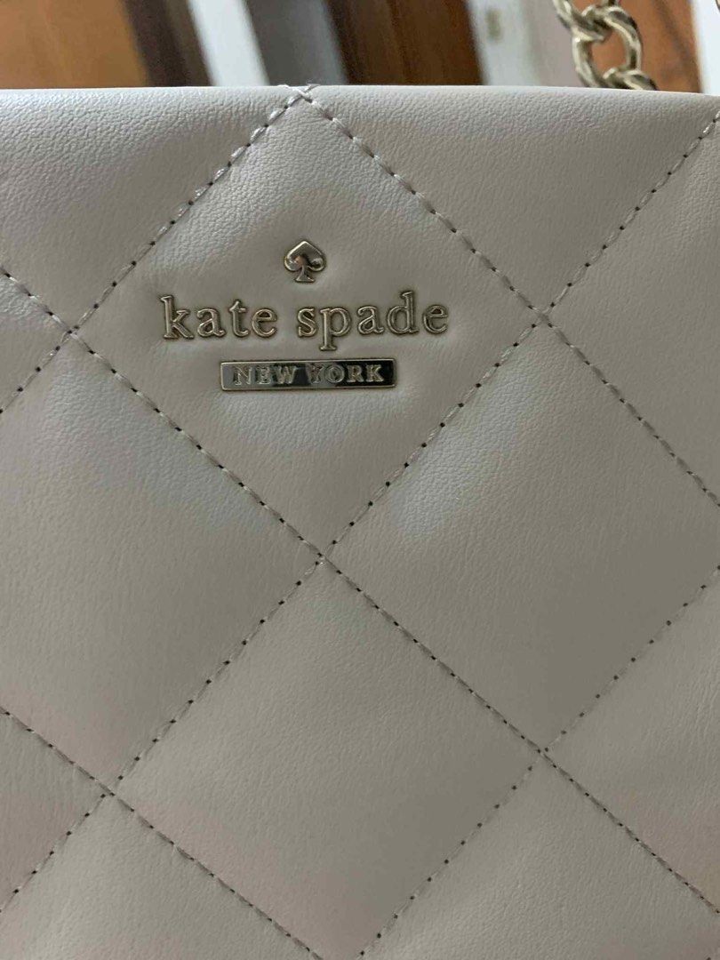 [AUTHENTIC] White Kate Spade Quilted Chain Shoulder Bag (Category: Luxury Bags & Wallets) located in San Juan City. Submitted by denisegoesshopping (Listing ID 1402199436, Image 2). Description: Selling this authentic Kate Spade bag.
