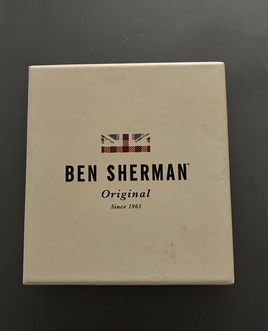 ben sherman wallet 2 (Category: Wallets & Card Holders) located in Mandaluyong City. Submitted by jeunefille168 (Listing ID 1402189368, Image 2). Description: new (never used) ben sherman wallet 2 genuine leather rfid protection purchased in the US 🇺🇸 shipping for the account of the buyer payment options: bpi bdo or gcash no reservations allowed .
