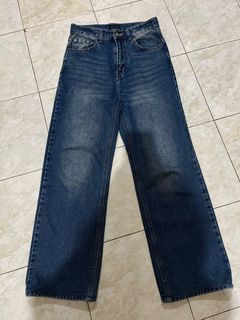 (Kategori: ) berada di . Dikirim oleh new_secondstuff (ID iklan 1402254446, Gambar 1). Deskripsi: .