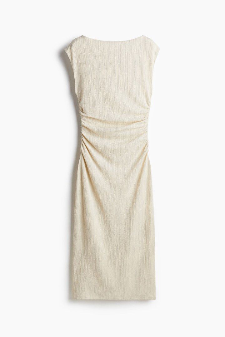 H&M Cream-colored Ruched Dress (Category: Dresses) located in Manila. Submitted by urfavenini (Listing ID 1402229909, Image 1). Description: .