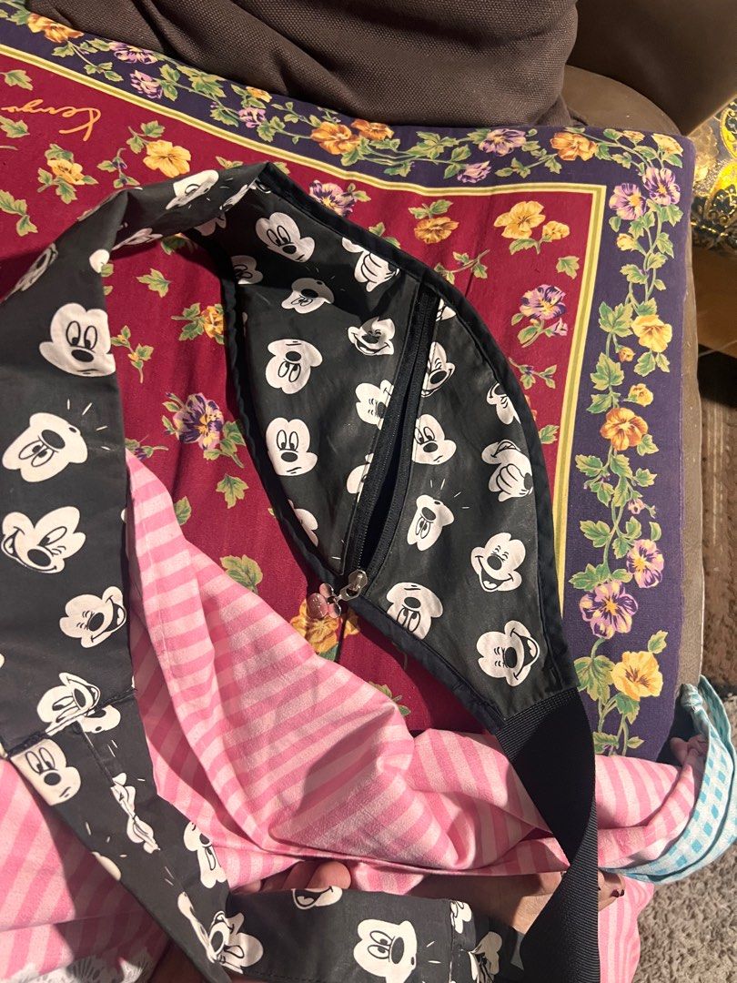 Disney Mickey Mouse Baby Carrier (Category: Carriers & Slings) located in Quezon City. Submitted by fly29 (Listing ID 1402241830, Image 3). Description: .