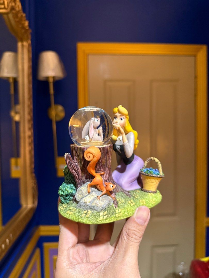 Disney Sleeping Beauty Aurora Snow globe (Category: Figurines & Statues) located in Manila. Submitted by blueseamarketing (Listing ID 1402258237, Image 2). Description: No music.