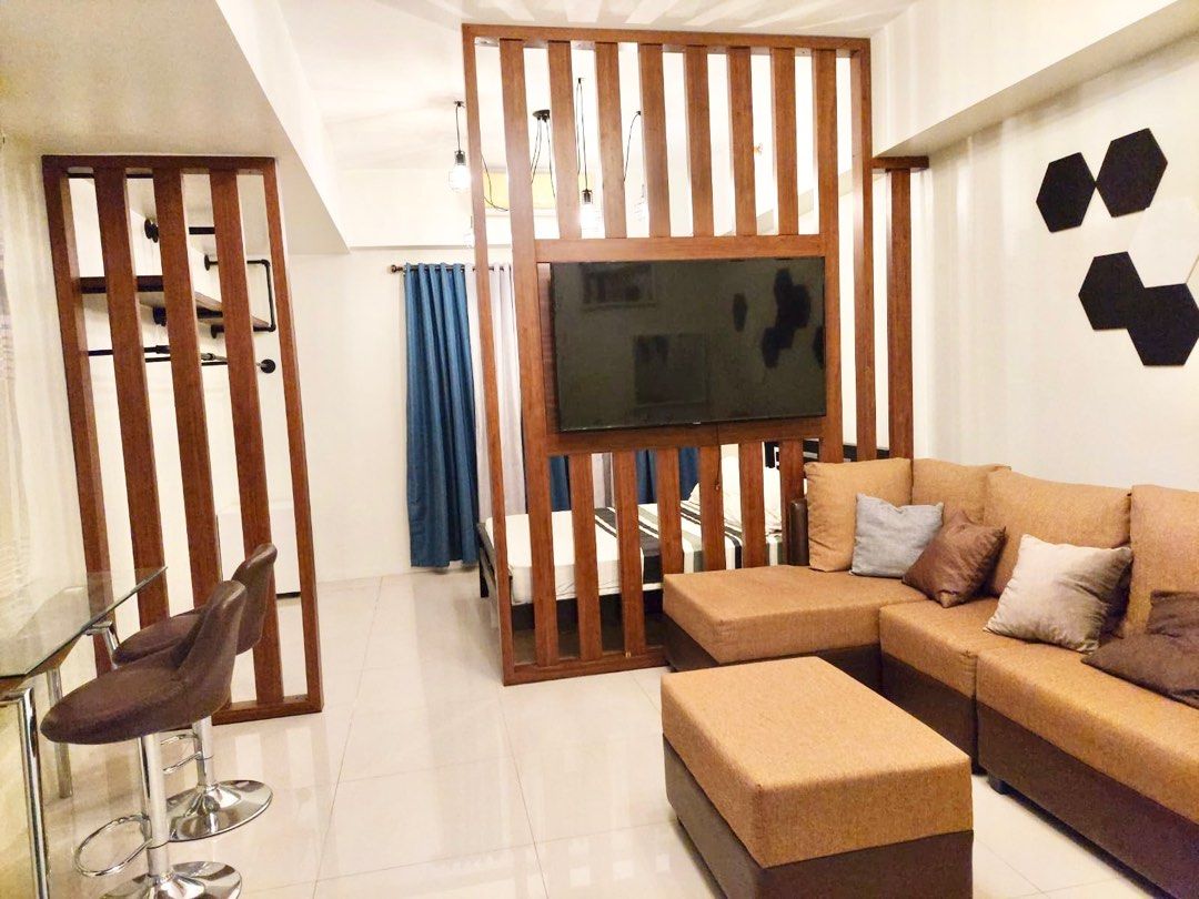 For Rent: SM Jazz Residences (Category: Apartments & Condos) located in San Juan City. Submitted by irene.sy (Listing ID 1402284247, Image 2). Description: ✅ 39 sqm corner studio unit with balcony ✅ Located at Tower B, 16th Floor ✅ Used only for a few months, never rented out ✅ Fully furnished ✅ Newly renovated ✅ Clean title and ready for occupancy ✅ Great amenities - with 5 swimming pools, gym, function rooms, playground, jogging path ✅ Open to 