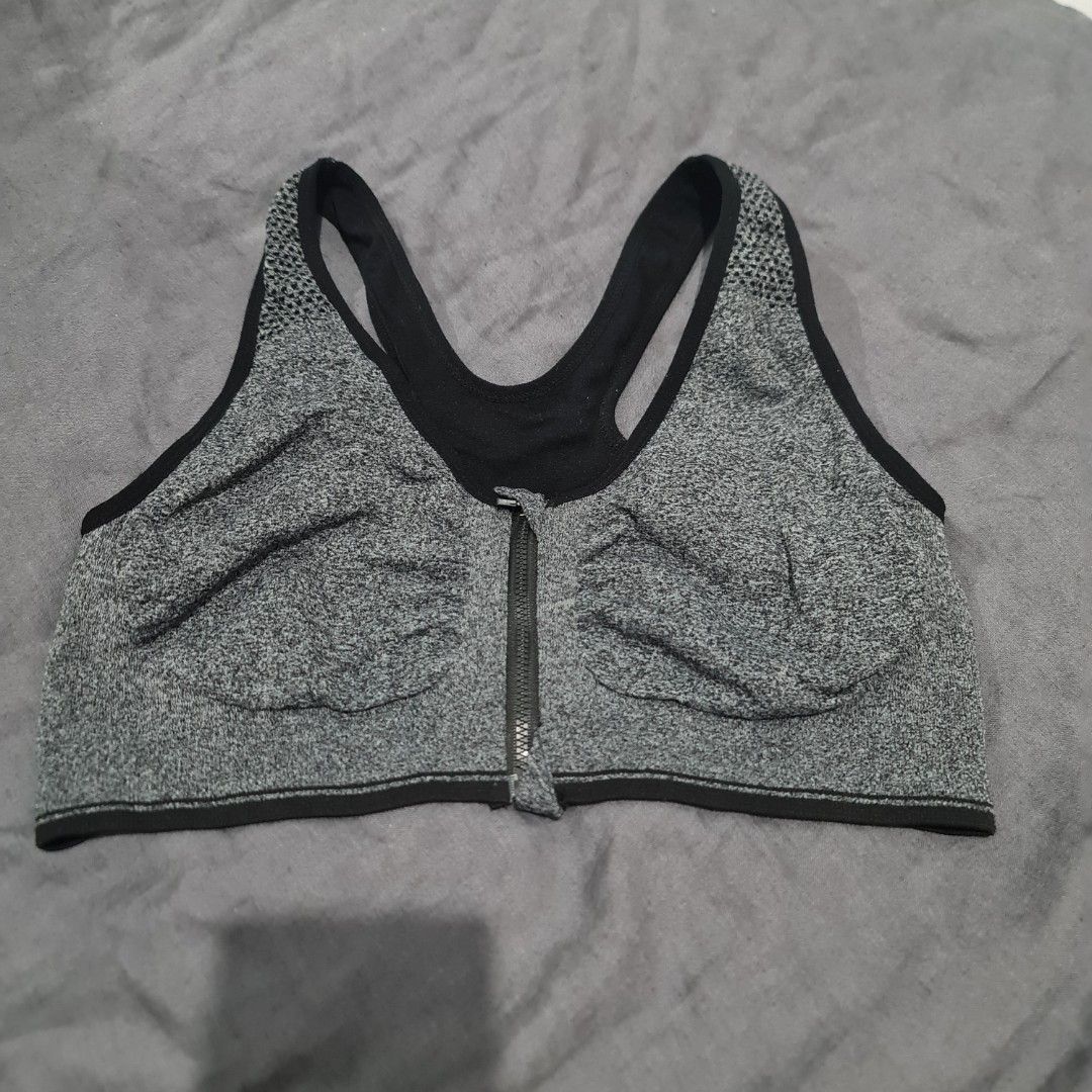 Gray Front Zip Sports Bra (Category: Activewear) located in Dasmarinas. Submitted by katedeclutters (Listing ID 1402199669, Image 1). Description: no paddings included .