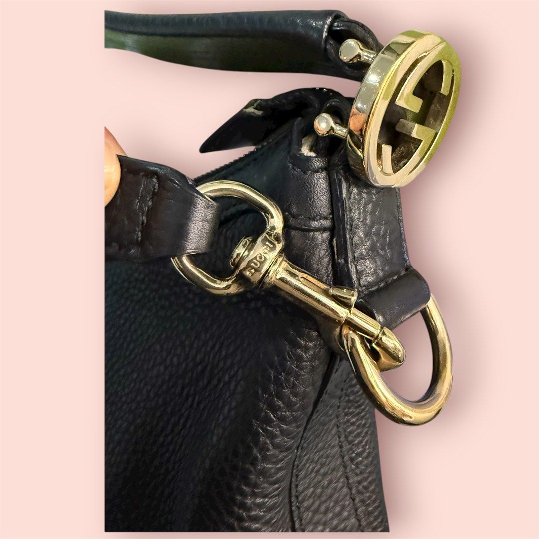 Gucci Black Leather Hobo Bag (Category: Luxury Bags & Wallets) located in Valenzuela. Submitted by jenvalz (Listing ID 1402144434, Image 3). Description: With pen marks inside.