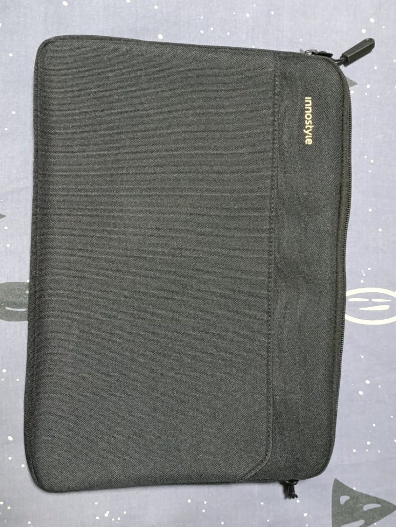 Innostyle Laptop Sleeve Black brand new