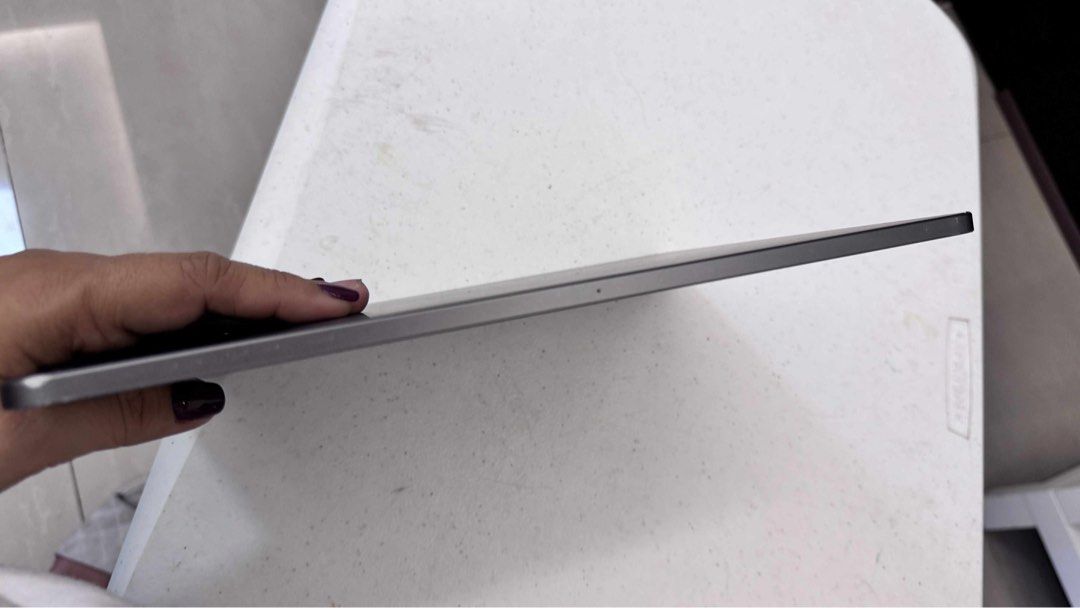 IPad Pro 12.9in (5th Gen) 128GB (Category: iPad) located in San Pedro. Submitted by ishiii__ (Listing ID 1402170020, Image 3). Description: - iPad Pro 12.9-inch (5th Gen) 128GB - 1 dent (refer last photo) - slightly negotiable - Available for meetup in Vito Cruz, Manila and Biñan, Laguna.