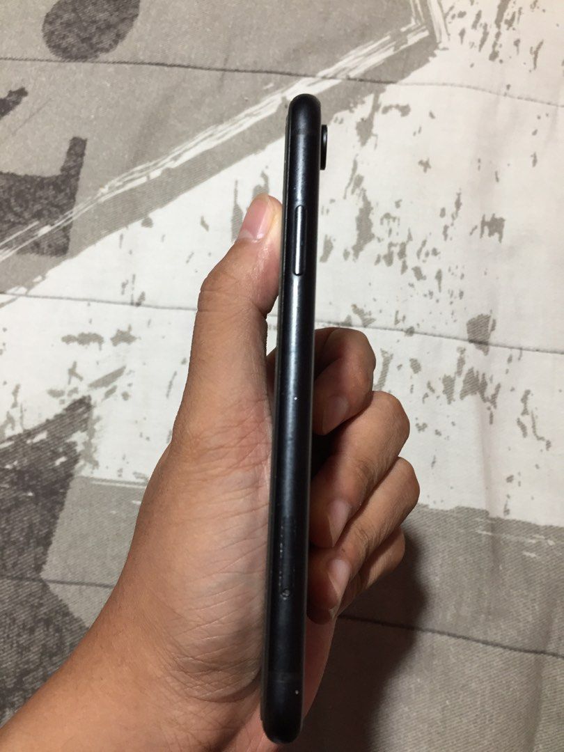 iPhone XR 128GB (Category: iPhone X Series) located in Cavite. Submitted by aronjames (Listing ID 1402105024, Image 3). Description: RFS: upgrade You can see a few scratches, but that’s just from use and because I’ve had it for years. It doesn’t have any other damage since it’s always been protected by its case and screen protector. Never opened or replaced any parts. OPEN FOR SWAP TO ANOTHER UNIT (iPhone 12 or 13 256GB) + I’LL ADD MORE CASH More