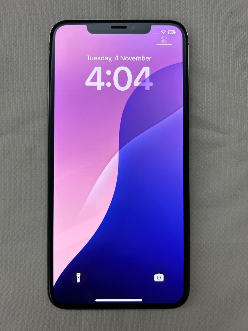 iPhone Xs Max シルバー 256GB 香港版 デュアルSIMフリー iPhone xs