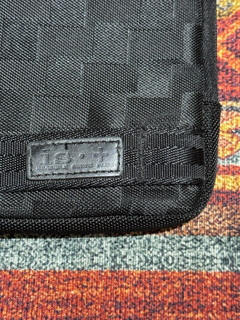 IS • + Invisible Sense Plus Ipad Sleeve 11 inch (Category: Laptop Bags & Sleeves) located in Batangas. Submitted by thriftxcross (Listing ID 1402109620, Image 2). Description: .