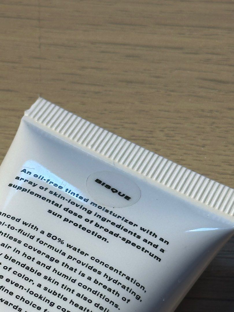 Issy Active Skin Tint (Bisque) (Category: Makeup) located in Bulacan. Submitted by namjuncarts (Listing ID 1402139575, Image 2). Description: used (95%-90%) rfs: not that compatible with dry skin bought for ₱420.