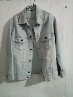 (Kategori: ) berada di . Dikirim oleh rewearyu (ID iklan 1402204392, Gambar 1). Deskripsi: .