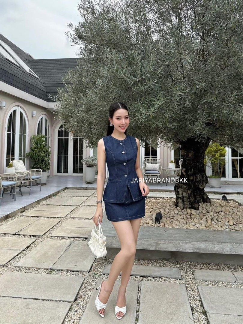BKK Jariya Denim Skirt Set (Category: Sets or Coordinates) located in Paranaque City. Submitted by 1stofmay.ph (Listing ID 1402190320, Image 2). Description: Thailand Premium Items 🇹🇭 Denim Skirt Set Brand: Jariya Brand New Color: Dark Denim Size: XL PH On Hand Ready to Ship First to pay Basis (No Reservations) All sales are final (NO Return, NO Refund Policy) Cash on Delivery (COD) is not available. All orders must be paid in full at the time 