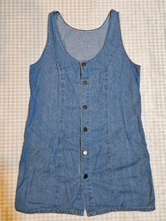 (Category: ) located in . Submitted by stylizewears (Listing ID 1402259456, Image 1). Description: .
