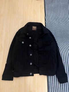 (Category: ) located in . Submitted by officialrayyanstore (Listing ID 1402269317, Image 1). Description: .