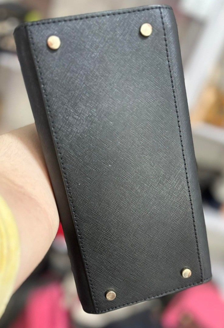 Kate Spade Cameron street black bag (Category: Luxury Bags & Wallets) located in Valenzuela. Submitted by ryu12 (Listing ID 1402276854, Image 3). Description: - Black Kate Spade Cameron street black bag - Top handle design with sling - Detachable tag included - Structured shape - Front pocket - Gold-tone hardware - Kate Spade logo on front - Made of a textured material - no flaws -RFS: decluttering .