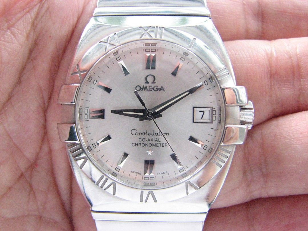Omega Constellation Co-Axial Chronometer Watch (Category: Luxury Watches) located in Manila. Submitted by Mr.FunTIMEsTICK (Listing ID 1402105677, Image 2). Description: FOR SALE: STILL FRESH! OMEGA Constellation Double Eagle Watch Co-Axial Chronometer Caliber 2500 Automatic Movement with Box and manual Model/Reference # : 1501.30.00 With Date Function Very Nice and Clean Silver Face/Dial Superluminous hour markers Butterfly Clasp Size 36mm - mens