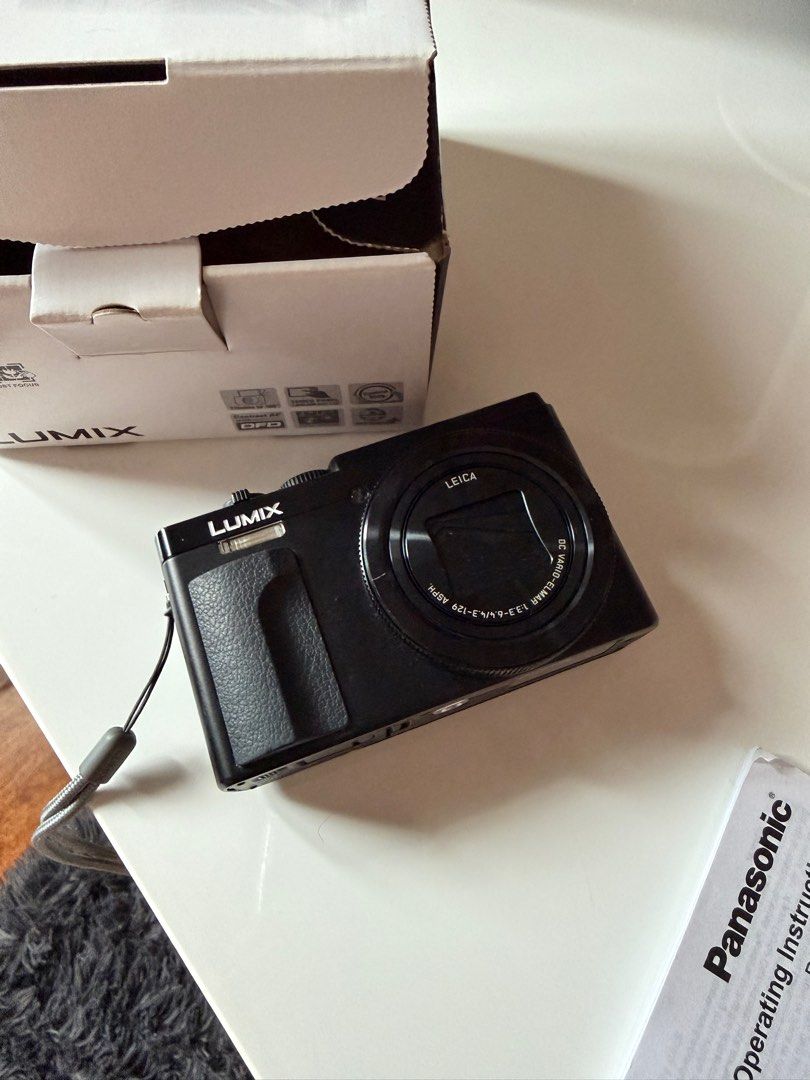 Panasonic Lumix DC-TZ95D (Category: Cameras) located in Manila. Submitted by stylechange (Listing ID 1402115802, Image 1). Description: - 30x zoom feature perfect for concerts and events - similar results w Canon G7x!! - rfs: already have a canon so I barely use this na (I only bought it for eras tour hehe) - comes w box, SD Card, lots of freebies!! - can do meetups in manila ❤️ - can send you other photos from the cam too.