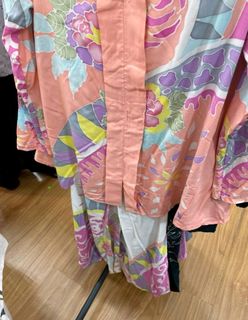 (Category: ) located in . Submitted by figurae (Listing ID 1402249073, Image 1). Description: .