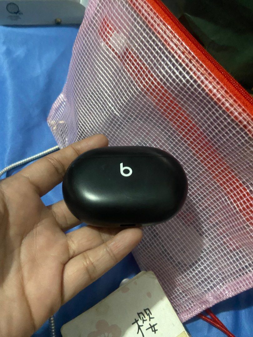 Rush beats from 🇺🇸 (Category: Earphones) located in Manila. Submitted by businesses101 (Listing ID 1402213903, Image 1). Description: Twice lng ngmit ksi .