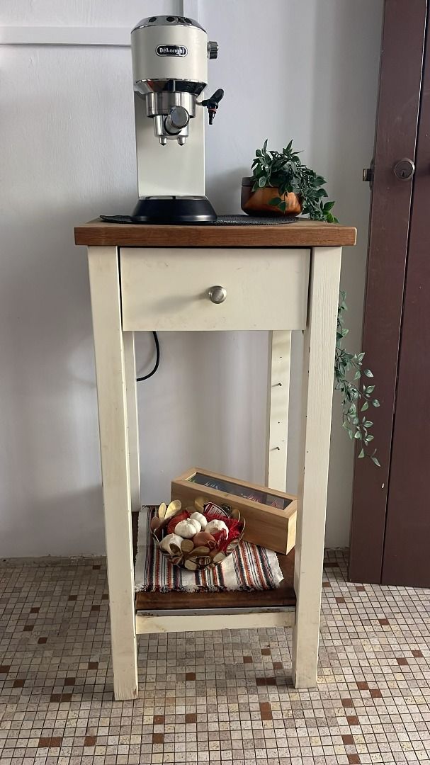 Side Table (Category: Tables & Sets) located in Singapore. Submitted by trueflower.3b4aec (Listing ID 1402116627, Image 1). Description: Height 90 cm. Heavily used..
